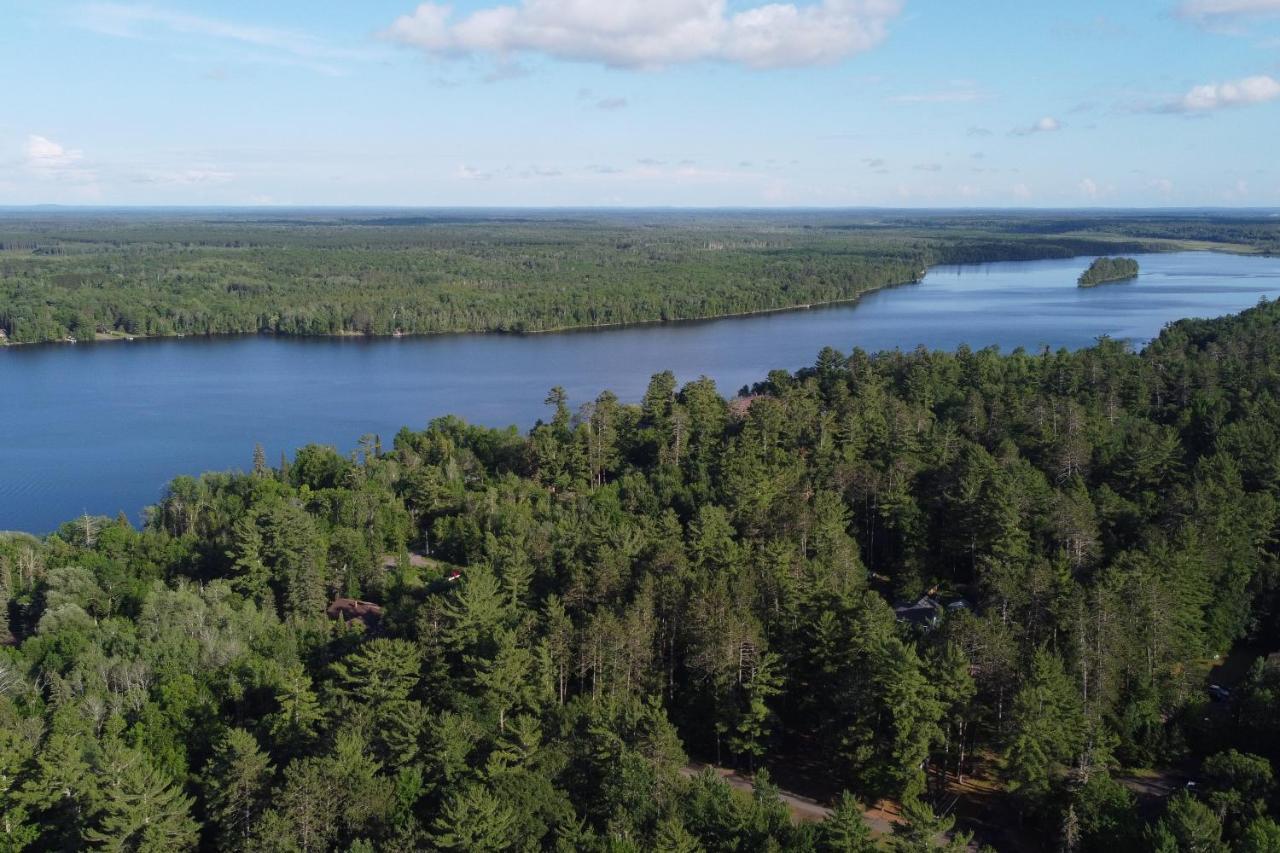 Secluded Wisconsin Cottage With Nearby Lake Access Solon Springs Exteriör bild