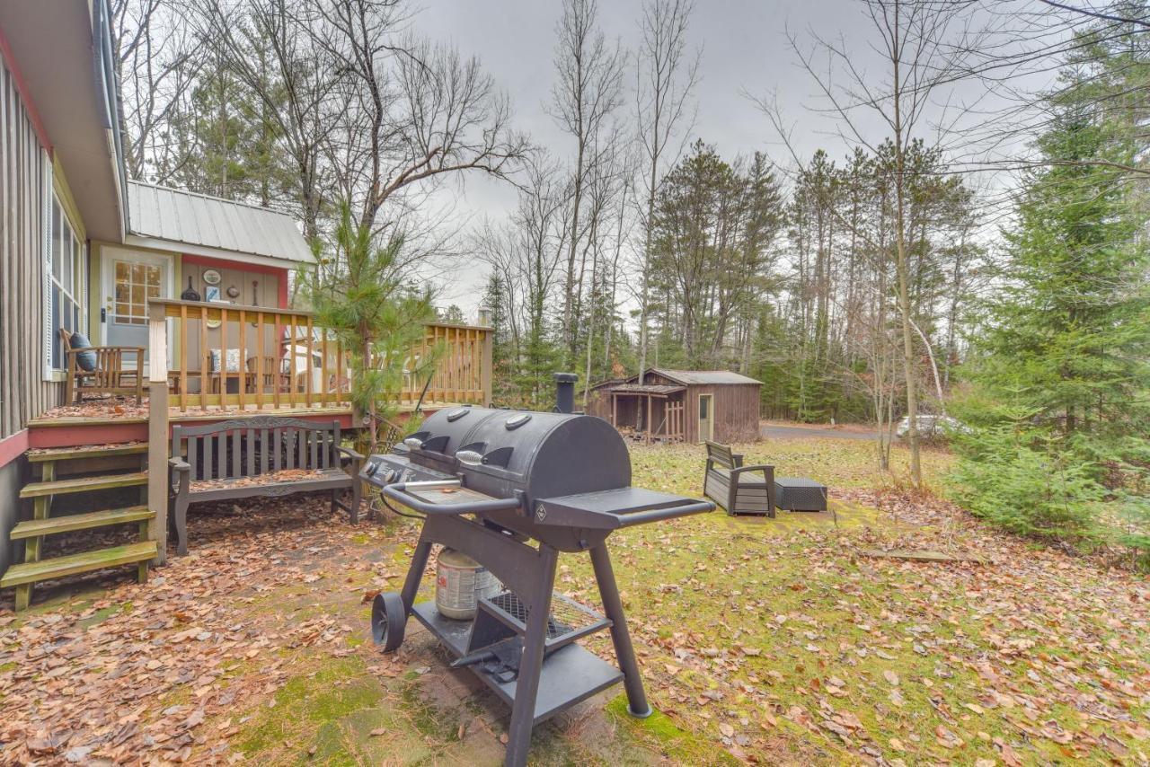 Secluded Wisconsin Cottage With Nearby Lake Access Solon Springs Exteriör bild